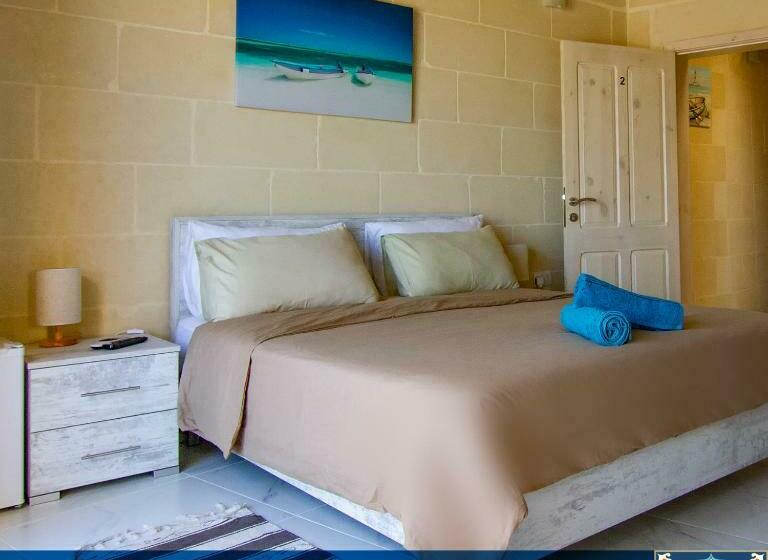 اتاق استاندارد, Fiftyfour West Boutique Living