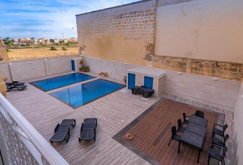 اتاق استاندارد با تراس, Fiftyfour West Boutique Living