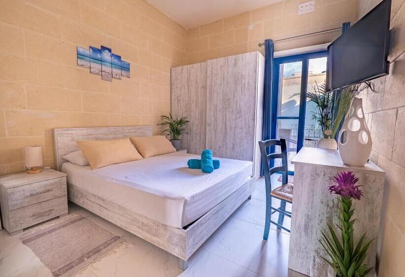 اتاق استاندارد با تراس, Fiftyfour West Boutique Living