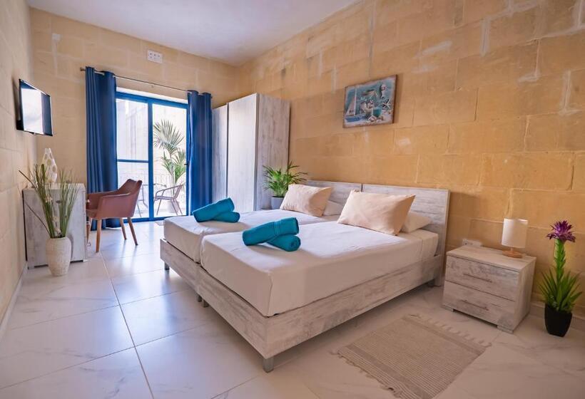 اتاق استاندارد با تراس, Fiftyfour West Boutique Living