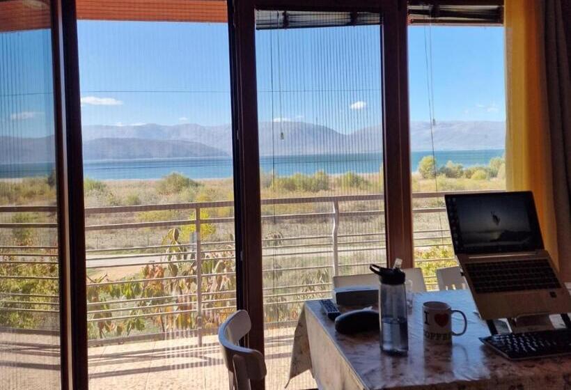 اتاق استاندارد سه نفره, Villa Altiparmak