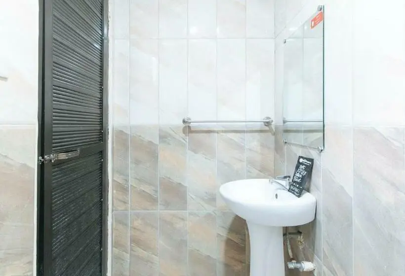 اتاق استاندارد یک نفره, Reddoorz At Isabelita Hotel Tuguegarao City