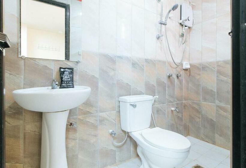 اتاق استاندارد یک نفره, Reddoorz At Isabelita Hotel Tuguegarao City