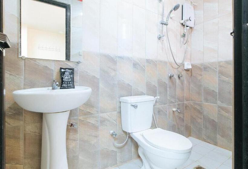 اتاق استاندارد چهار تخته, Reddoorz At Isabelita Hotel Tuguegarao City