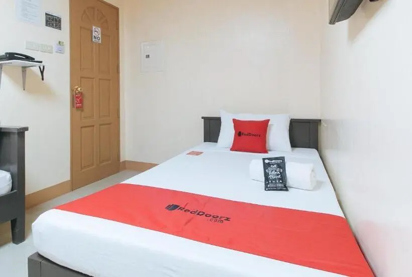 اتاق استاندارد سه نفره, Reddoorz At Isabelita Hotel Tuguegarao City