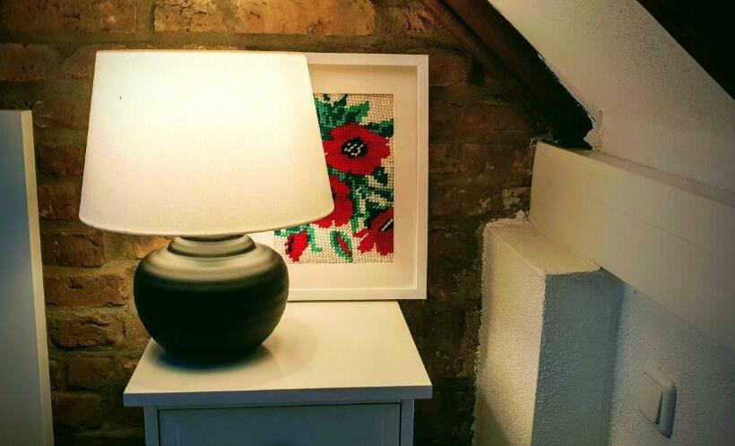 סטודיו דלוקס, Kelsterhaus