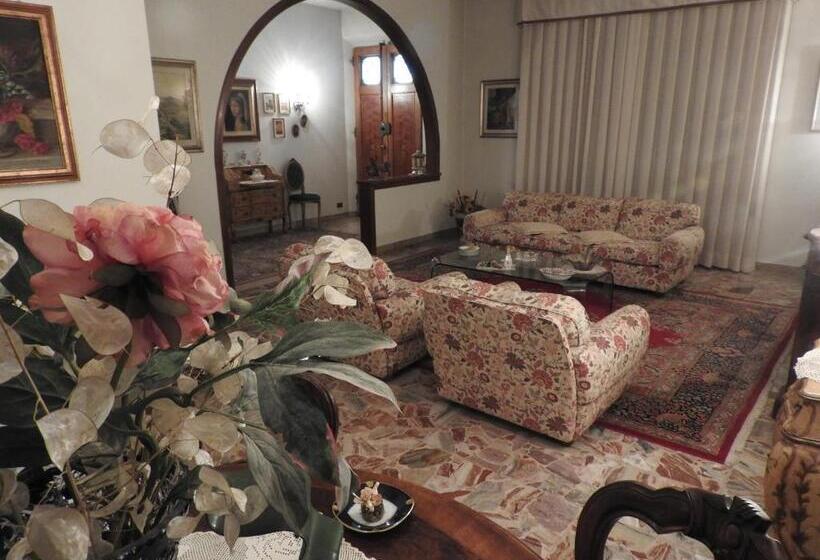 חדר סופריור עם מיטת קינג, Magnolia