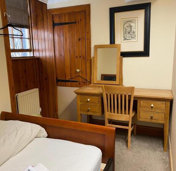 اتاق عادی, Edinb&b
