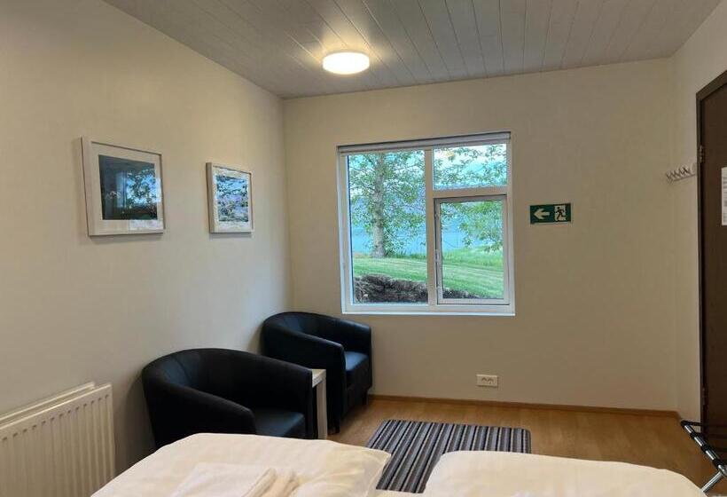اتاق استاندارد با سرویس بهداشتی مشترک, Glæsibær 2 Guesthouse And Horsefarm
