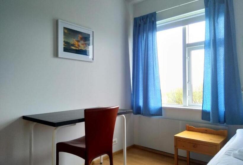 اتاق استاندارد یک تخته با سرویس بهداشتی مشترک, Glæsibær 2 Guesthouse And Horsefarm