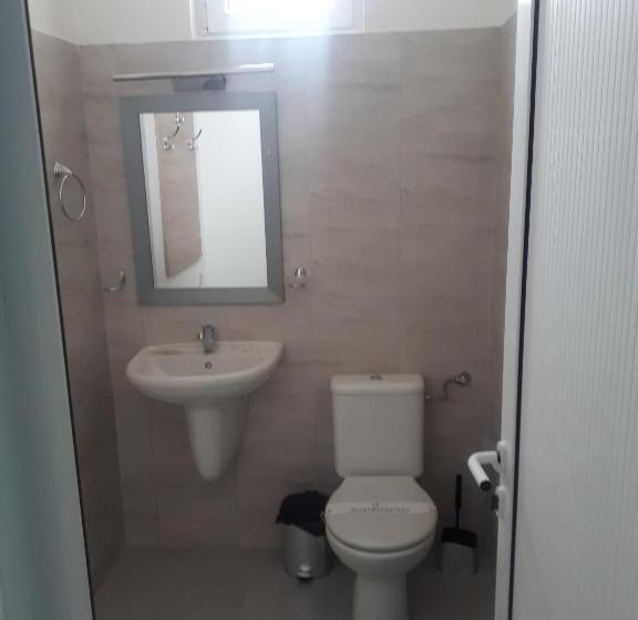 Studiou Familiar, студия лилия