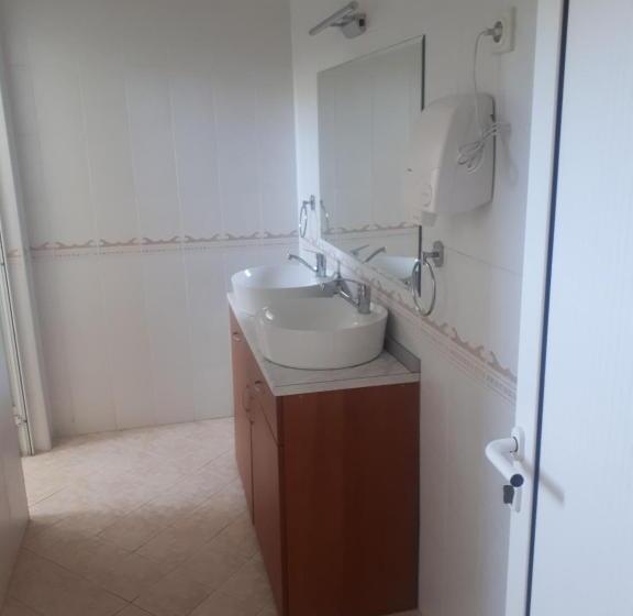 Apartament 1 Dormitor Deluxe, студия лилия