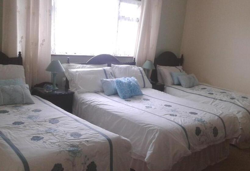 חדר משפחתי, Laurel Lodge