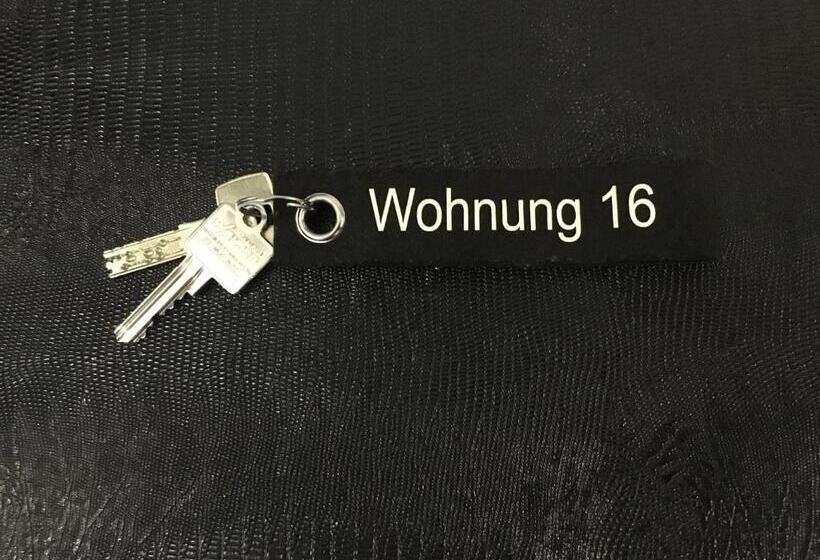 استودیوی لوکس, High Level Apartment