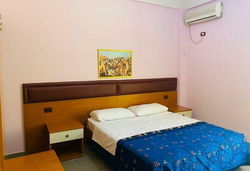 חדר סטנדרט, Edland