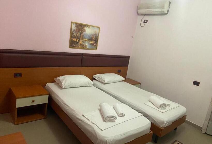 חדר סטנדרט עם מרפסת, Edland