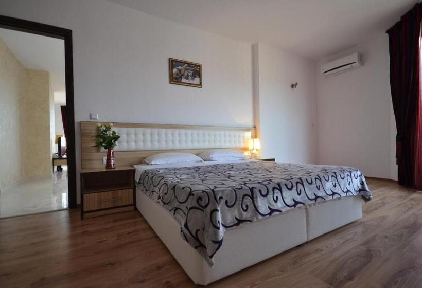 شقة ديلوكس غرفتين نوم, Millennium Apart Complex