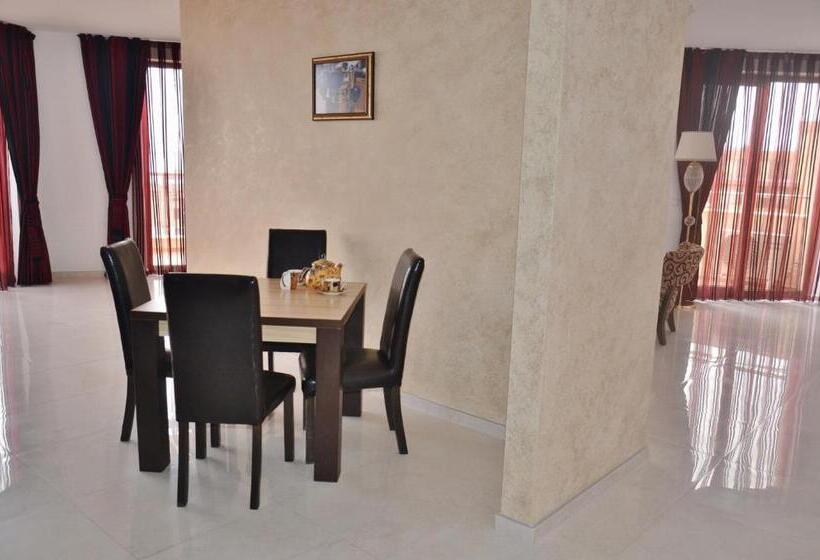 Апартаменты Deluxe 2 Спальни, Millennium Apart Complex