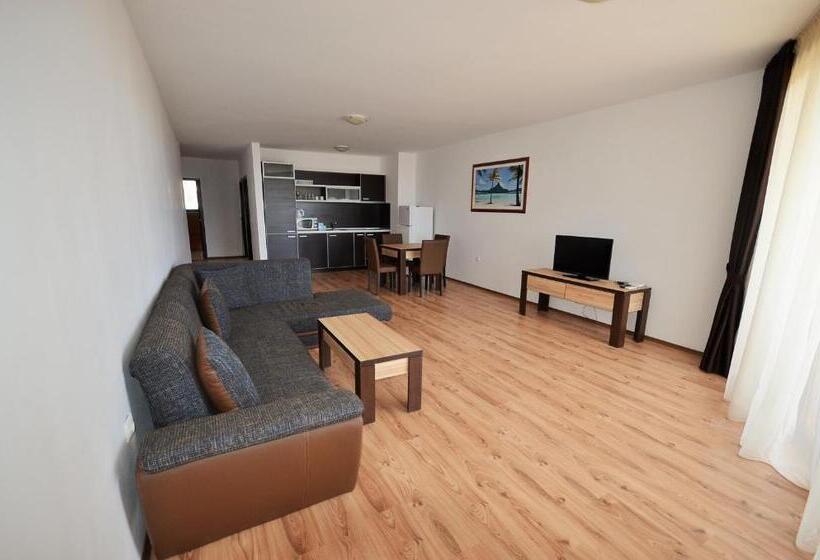 شقة غرفتين مطلة على البحر, Millennium Apart Complex