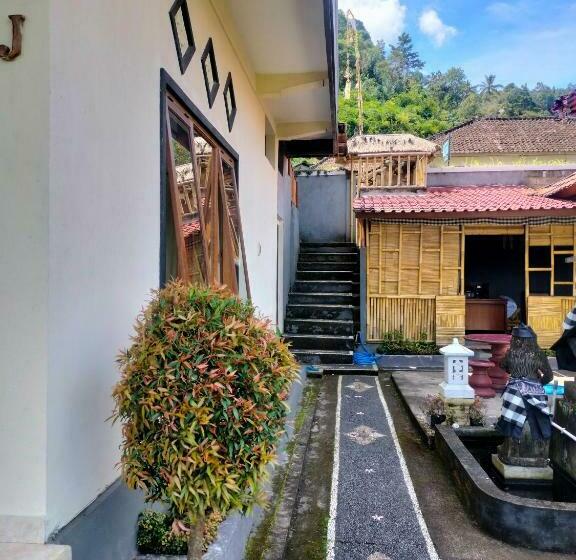 חדר דלוקס, Bukit Luah Sidemen