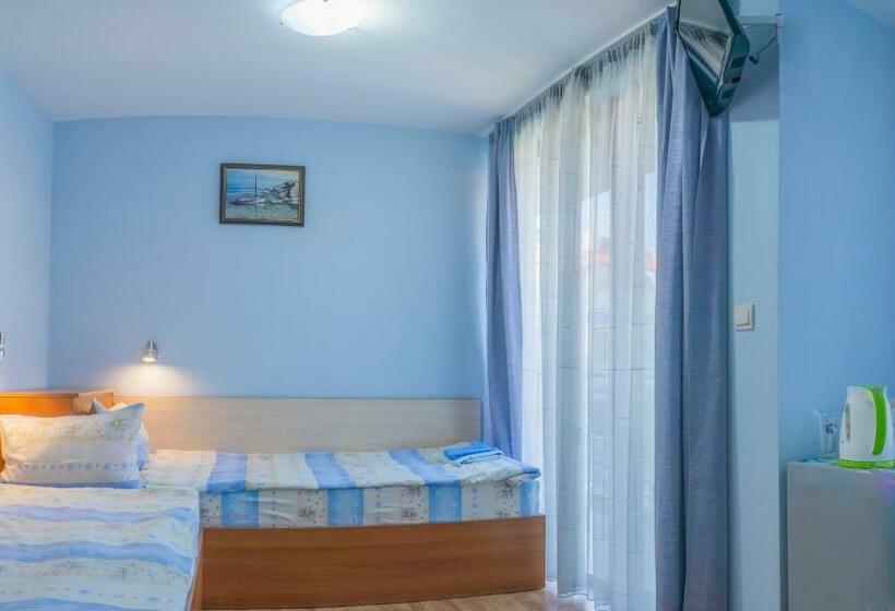 اتاق استاندارد با چشم‌انداز شهر, Guest House Karamihalevi