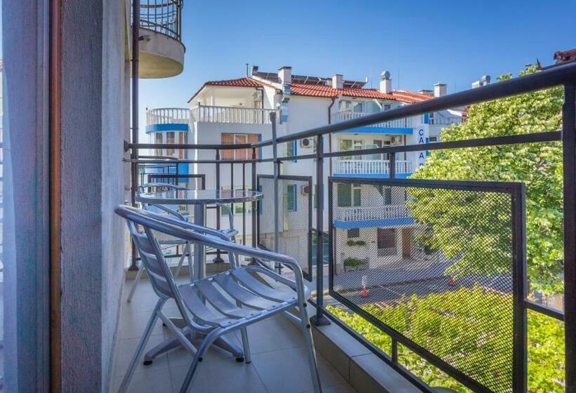 Номер Стандарт Вид на Город, Guest House Karamihalevi