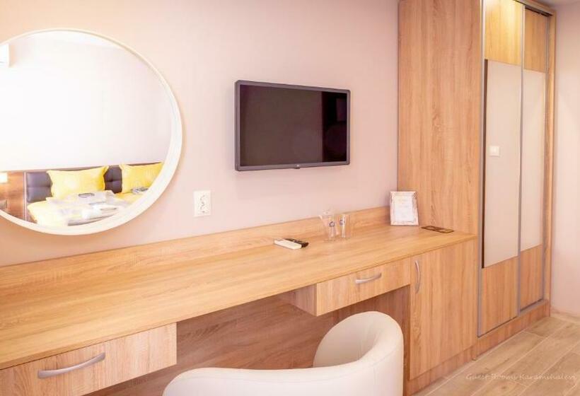 اتاق استاندارد با بالکن و چشم‌انداز دریا, Guest House Karamihalevi