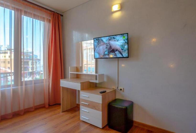 آپارتمان 1 خوابه با چشم‌انداز دریا, Guest House Karamihalevi