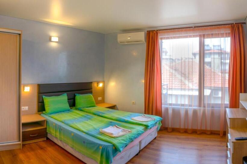 آپارتمان 1 خوابه با چشم‌انداز دریا, Guest House Karamihalevi