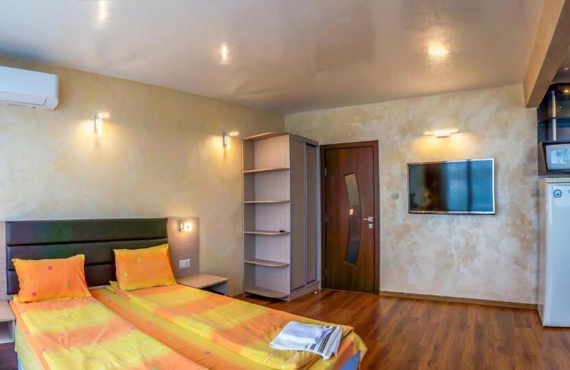 آپارتمان 1 خوابه با چشم‌انداز دریا, Guest House Karamihalevi