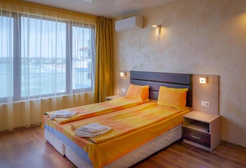 آپارتمان 1 خوابه با چشم‌انداز دریا, Guest House Karamihalevi