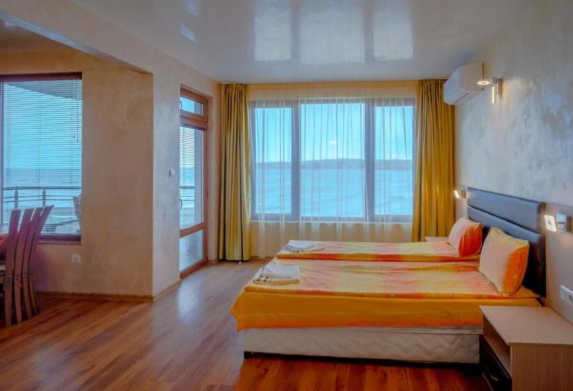 آپارتمان 1 خوابه با چشم‌انداز دریا, Guest House Karamihalevi