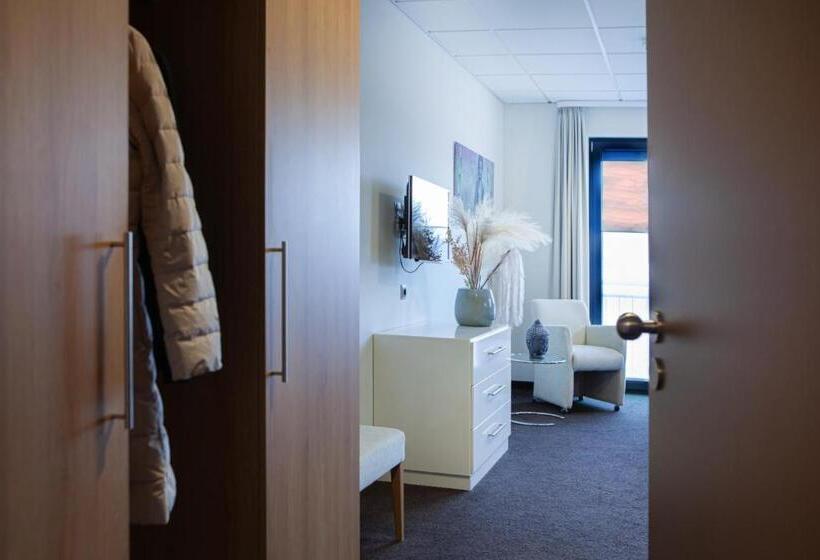 标准单人间, Apartmenthouse Rülzheim