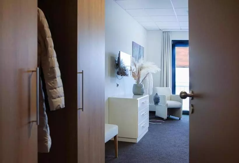 スタンダードシングルルーム, Apartmenthouse Rülzheim