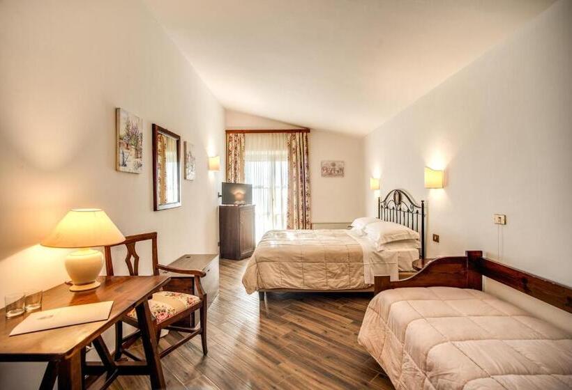 חדר סטנדרט לשלושה, Abbazia Collemedio Resort & Spa