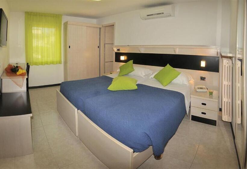 스탠다드 룸, Albergo Alla Torre