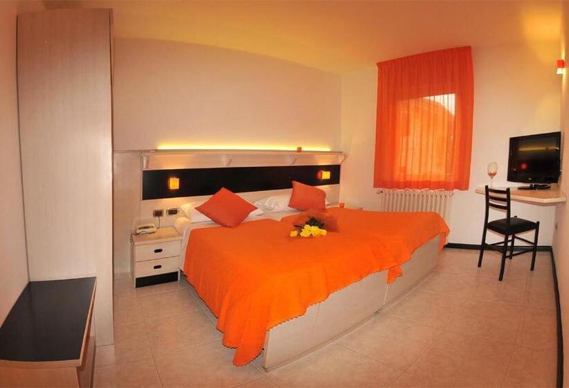 חדר סטנדרט, Albergo Alla Torre