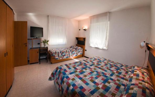 스탠다드 트리플 룸, Albergo Alla Torre