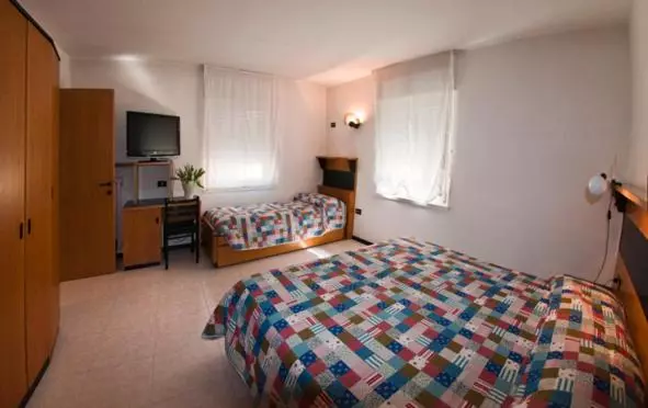 スタンダードトリプルルーム, Albergo Alla Torre