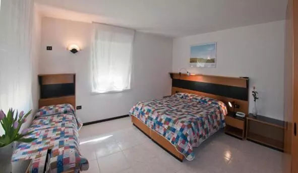 スタンダードトリプルルーム, Albergo Alla Torre