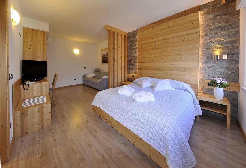 סוויטת ג'וניור, Albergo Alla Torre