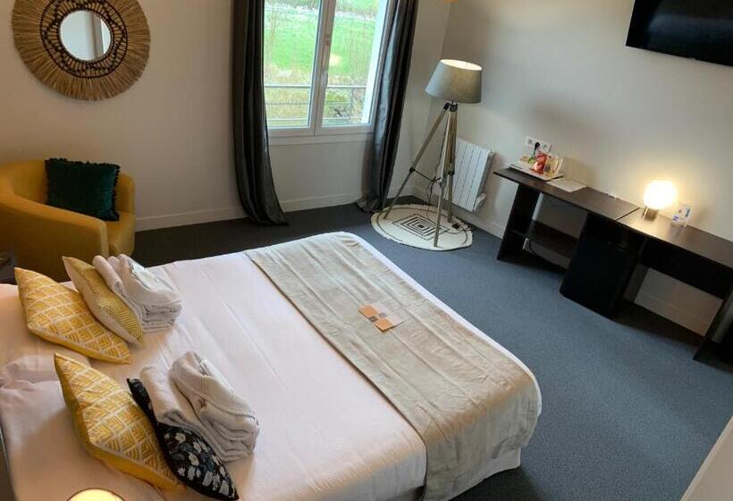 高级大房间, Logis Hôtel Aux Berges De L Aveyron