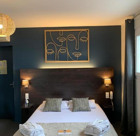 家庭间, Logis Hôtel Aux Berges De L Aveyron