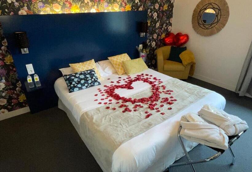 高级大房间, Logis Hôtel Aux Berges De L Aveyron