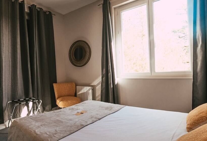 高级大房间, Logis Hôtel Aux Berges De L Aveyron