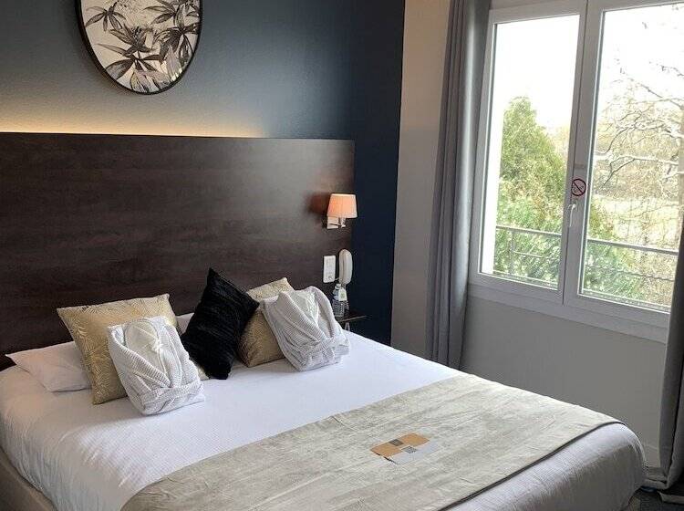 高级大房间, Logis Hôtel Aux Berges De L Aveyron