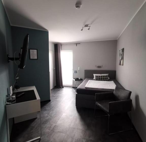 스탠다드 싱글 룸, Come In