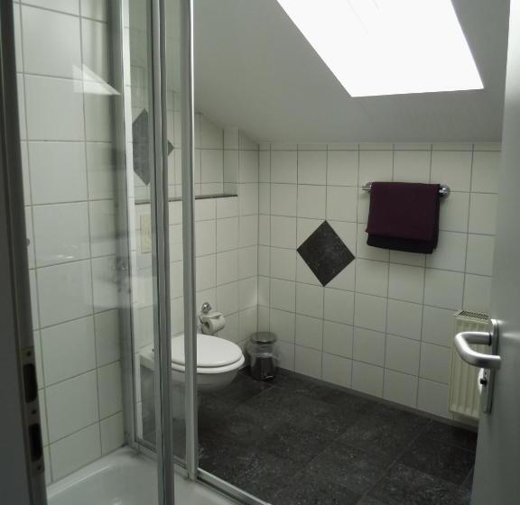 스탠다드 룸, Come In