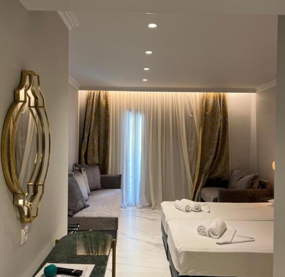 エクゼクティブトリプル, Eva Beach