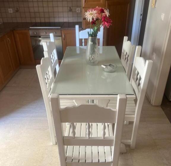 ３ベッドルームハウス, Eva Beach